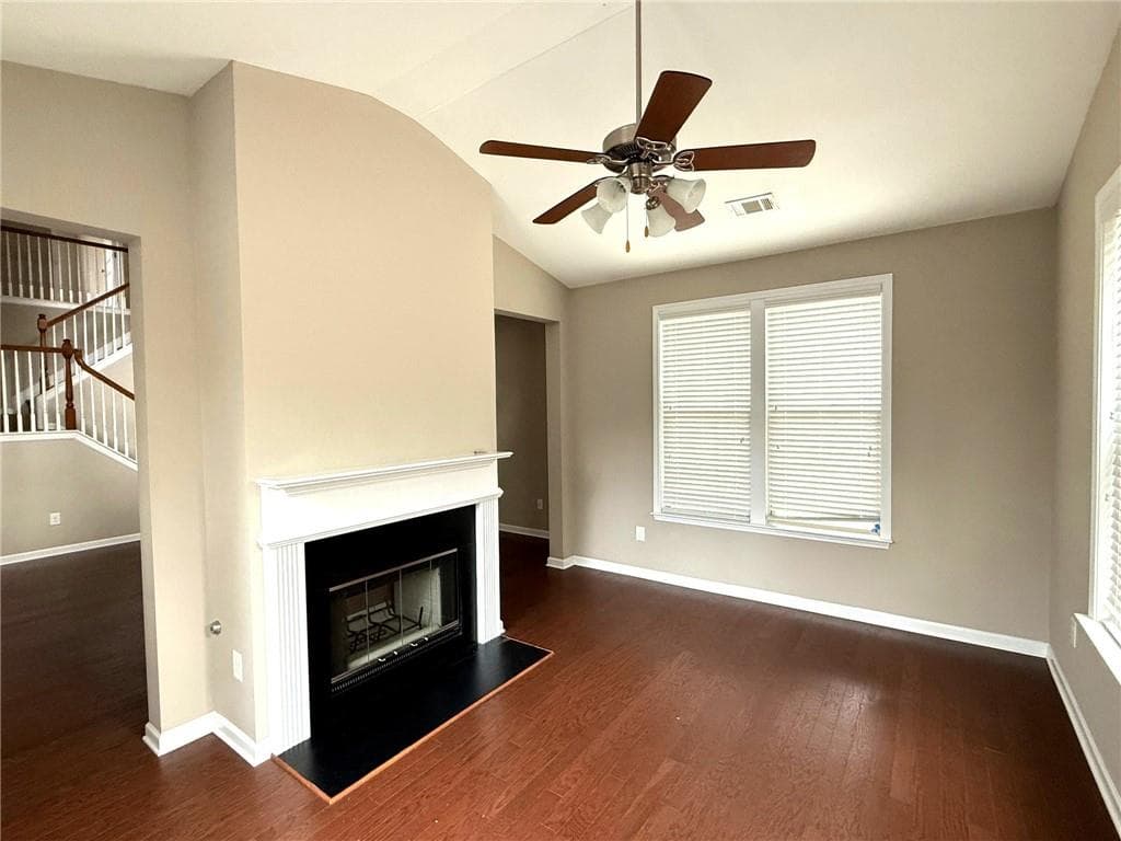 5 bedroom, 3 bathroom single family residence for rent at 10570 Haynes Valley Court, Alpharetta, GA 30022 for $3,650 a month — photo 6