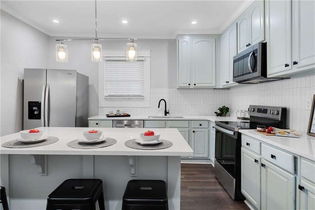 4 bedroom, 3 bathroom, 1,458 sq ft single family residence for sale at 1091 Regent Street, Atlanta, GA 30310 — photo 4