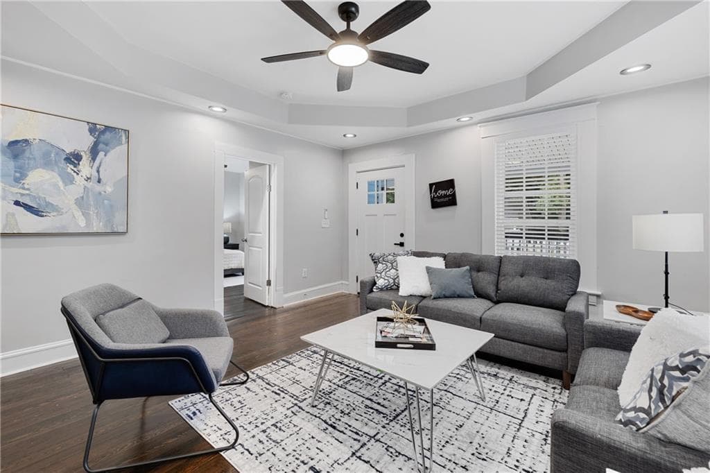 4 bedroom, 3 bathroom, 1,458 sq ft single family residence for sale at 1091 Regent Street, Atlanta, GA 30310 — photo 5