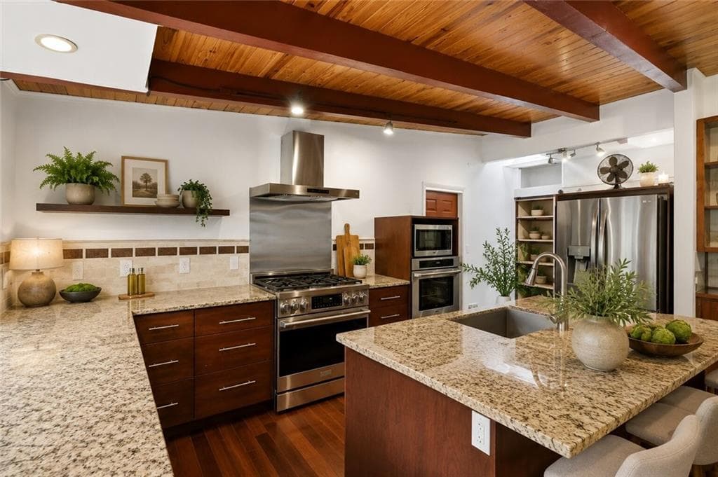 5 bedroom, 3 bathroom, 3,800 sq ft single family residence for sale at 1989 N Ridgeway, Atlanta, GA 30345 — photo 8