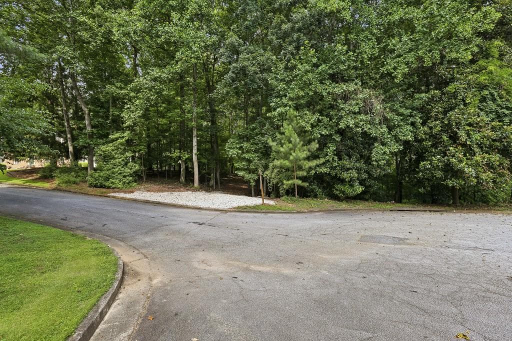 unimproved land for sale at 0 Dunraven Place, Sandy Springs, GA 30328 — photo 2
