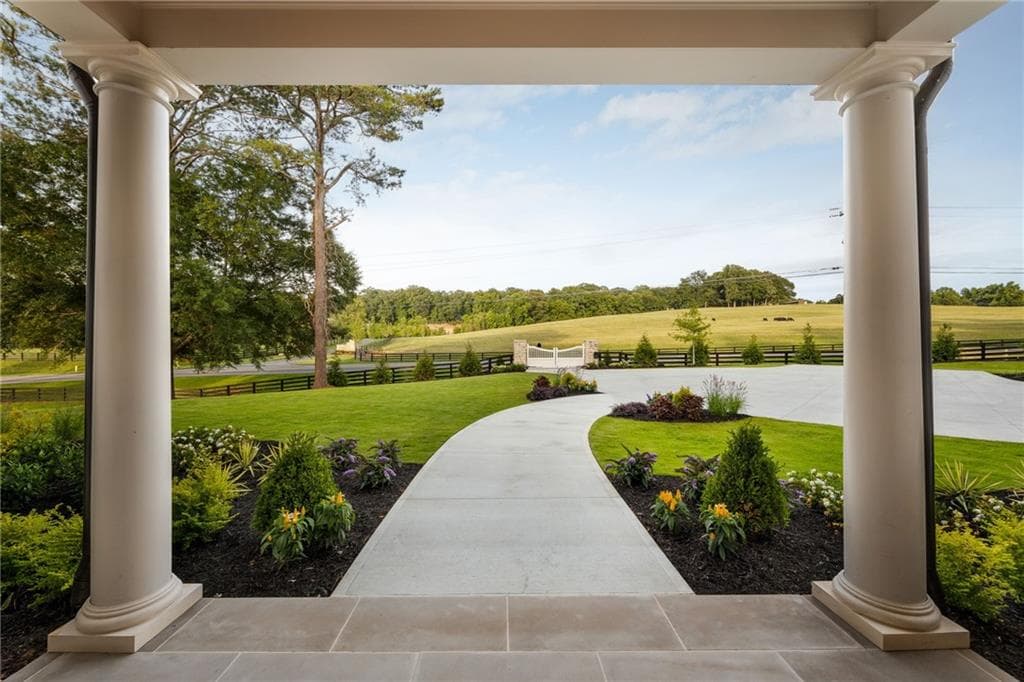 5 bedroom, 8 bathroom, 7,500 sq ft single family residence under contract at 4317 Sugar Pike Road, Canton, GA 30115 — photo 9