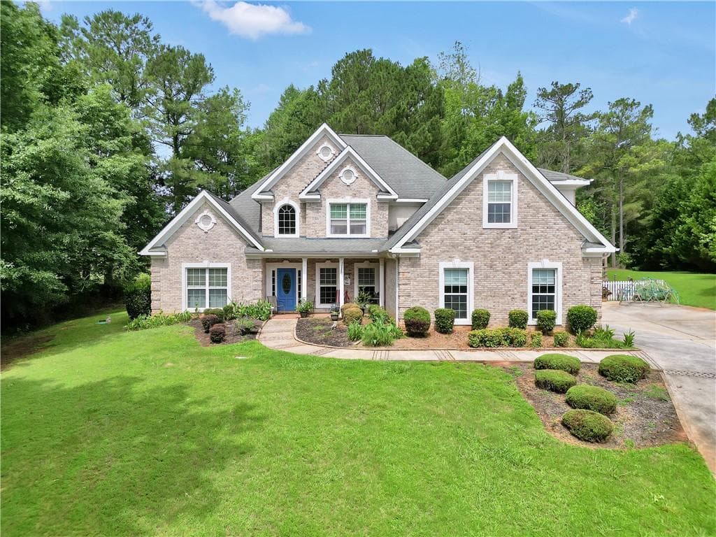 3 bedroom, 3 bathroom, 3,008 sq ft single family residence for sale at 3624 Little Spring Drive, Stockbridge, GA 30281