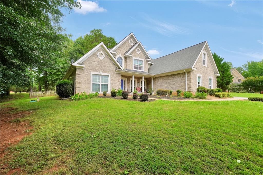 3 bedroom, 3 bathroom, 3,008 sq ft single family residence for sale at 3624 Little Spring Drive, Stockbridge, GA 30281 — photo 4