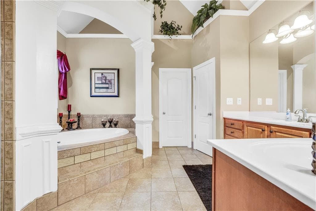 3 bedroom, 3 bathroom, 3,008 sq ft single family residence for sale at 3624 Little Spring Drive, Stockbridge, GA 30281 — photo 10