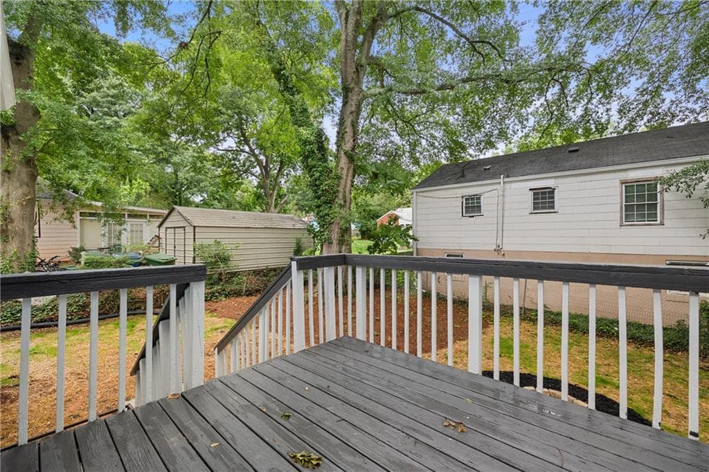4 bedroom, 3 bathroom, 1,458 sq ft single family residence for sale at 1091 Regent Street, Atlanta, GA 30310 — photo 10