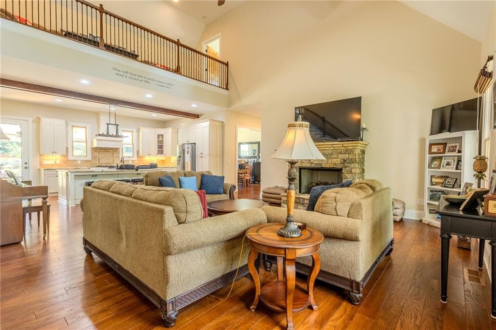 5 bedroom, 4 bathroom, 4,450 sq ft single family residence for sale at 281 Chilhoe Drive, Canton, GA 30115 — photo 8