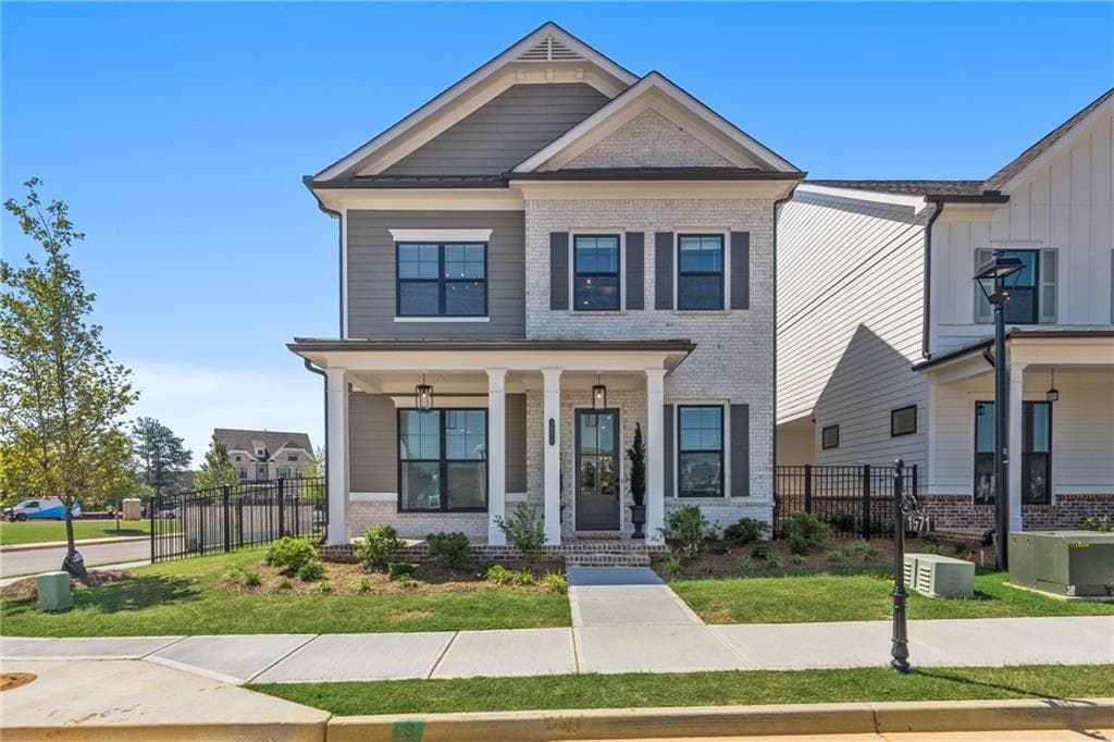 4 bedroom, 3 bathroom, 2,518 sq ft single family residence for sale at 1268 Waterhaven Boulevard, Cumming, GA 30041
