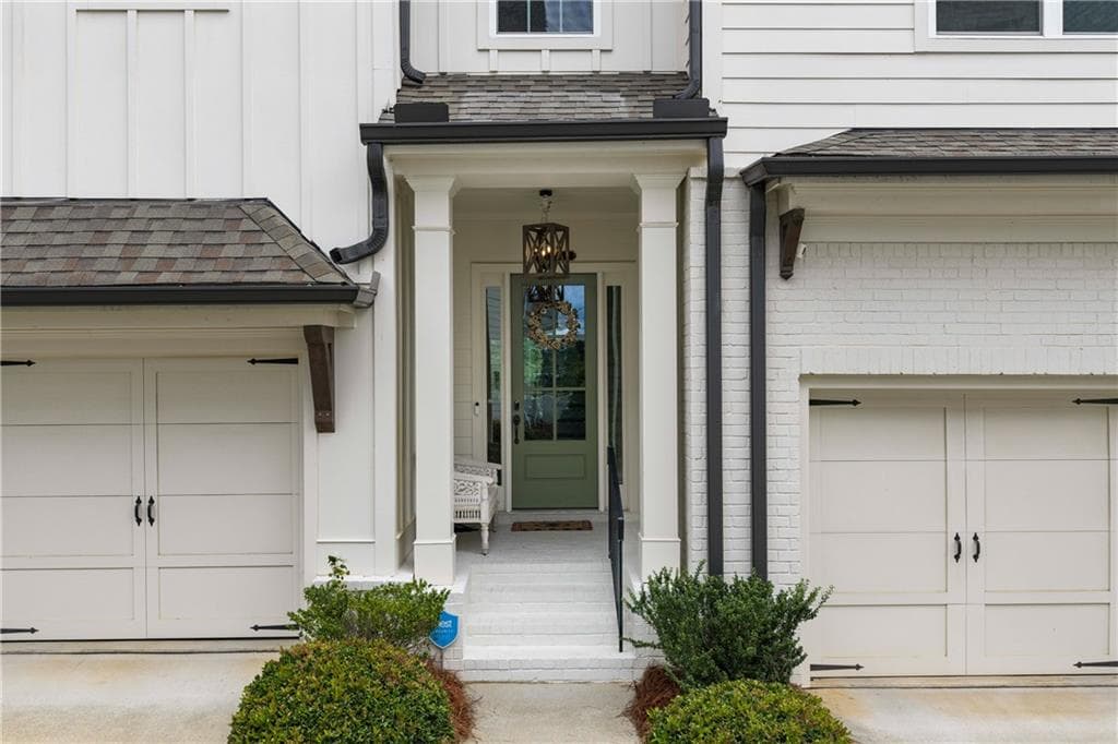 4 bedroom, 4 bathroom, 3,650 sq ft townhouse under contract at 300 Banbury Crossing, Alpharetta, GA 30009 — photo 4