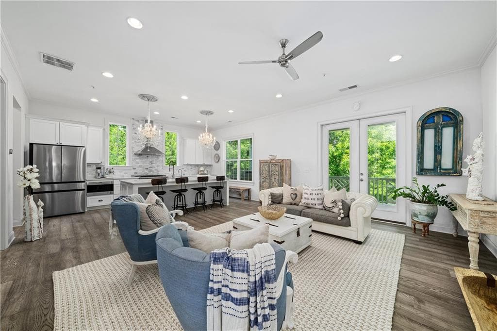 4 bedroom, 4 bathroom, 3,650 sq ft townhouse under contract at 300 Banbury Crossing, Alpharetta, GA 30009 — photo 8