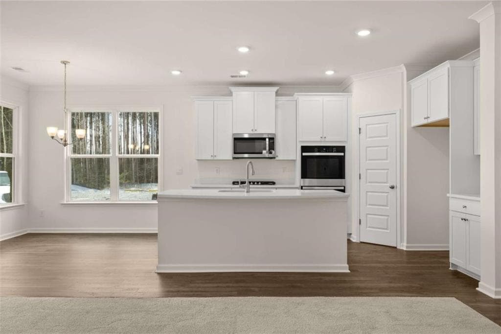 5 bedroom, 3 bathroom, 2,709 sq ft single family residence for sale at 13728 Homer Lane, Covington, GA 30014 — photo 4