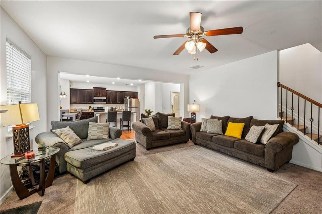 4 bedroom, 3 bathroom, 2,908 sq ft single family residence for rent at 6216 Oakdale Ridge Court, Mableton, GA 30126 for $2,800 a month — photo 3