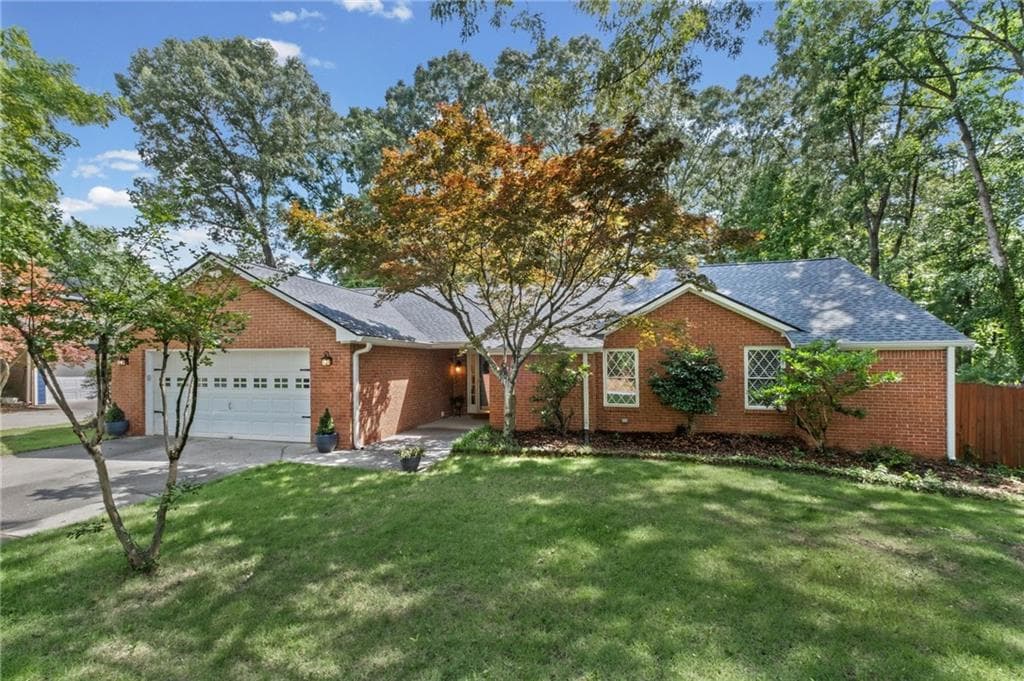 3 bedroom, 2 bathroom, 1,829 sq ft single family residence under contract at 2665 Shadow Pine Drive, Roswell, GA 30076