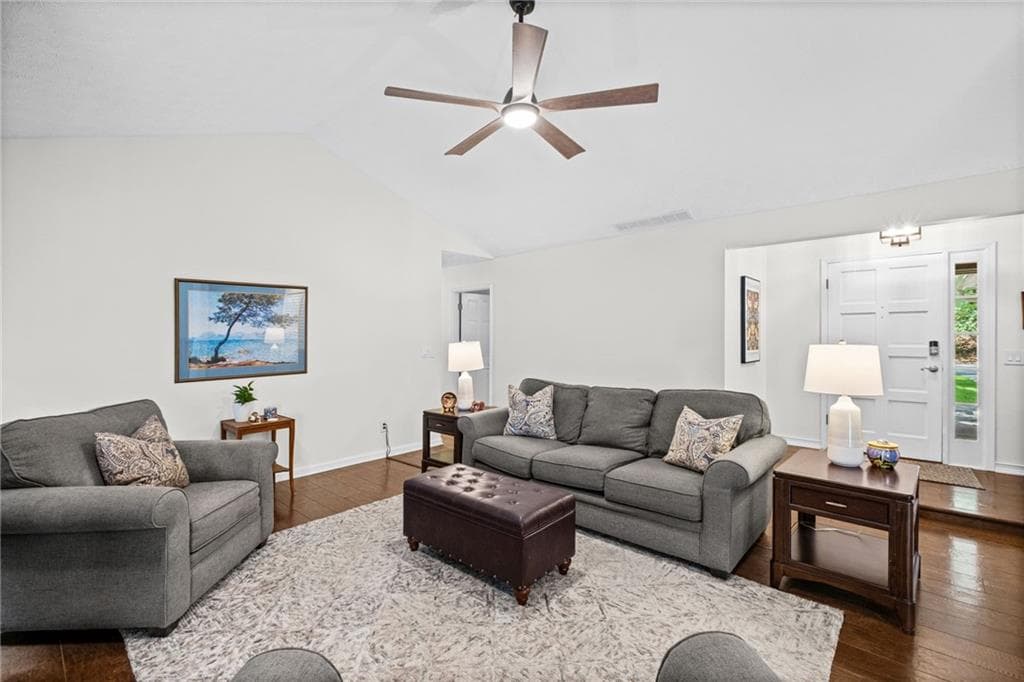 3 bedroom, 2 bathroom, 1,829 sq ft single family residence under contract at 2665 Shadow Pine Drive, Roswell, GA 30076 — photo 9