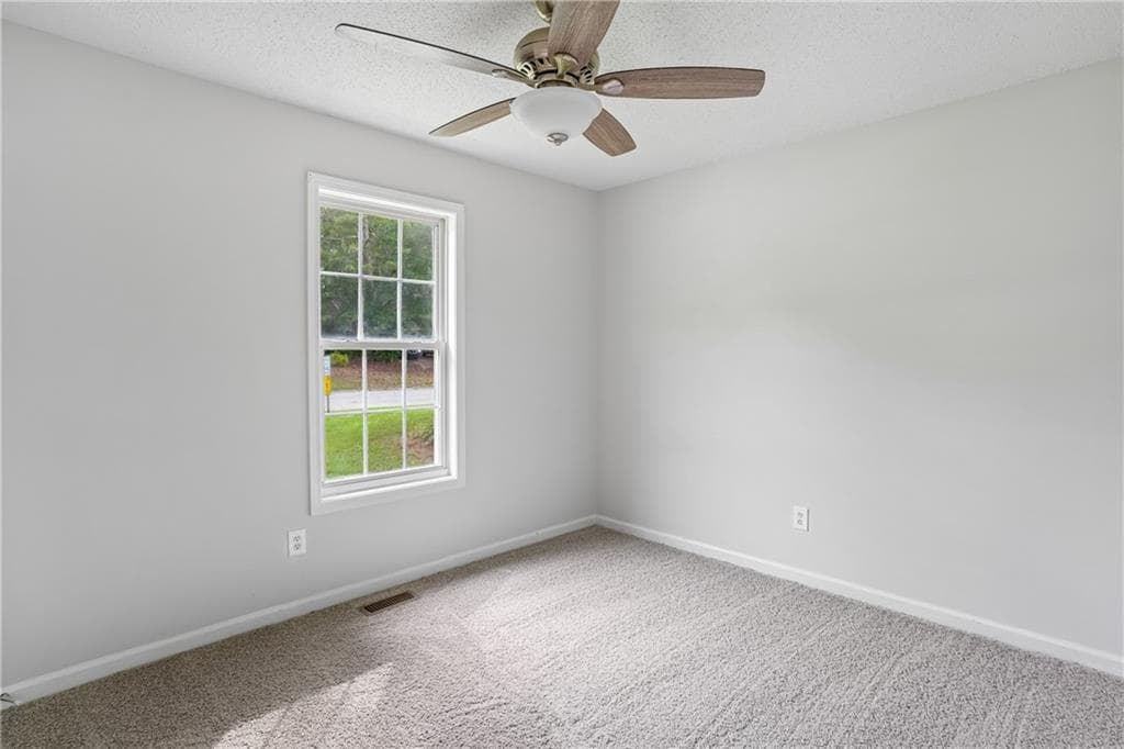 4 bedroom, 2 bathroom, 1,316 sq ft single family residence for sale at 301 Madeline Way, Temple, GA 30179 — photo 6