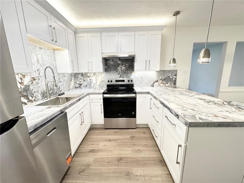 3 bedroom, 2 bathroom, 1,143 sq ft single family residence for rent at 1775 Highpoint Road, Snellville, GA 30078 for $2,100 a month — photo 6