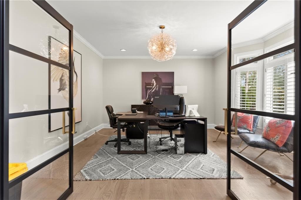 5 bedroom, 6 bathroom, 7,240 sq ft single family residence for sale at 1460 Lakemist Court, Roswell, GA 30075 — photo 6