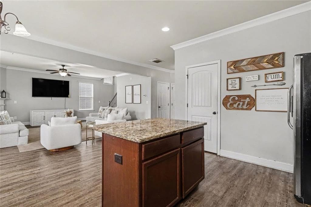 4 bedroom, 4 bathroom, 4,126 sq ft single family residence under contract at 4159 Elm Trace Drive, Loganville, GA 30052 — photo 7