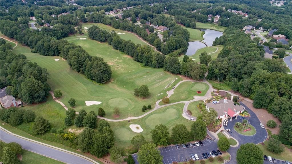5 bedroom, 4 bathroom, 4,394 sq ft single family residence for sale at 6105 Olde Atlanta Parkway, Suwanee, GA 30024 — photo 8