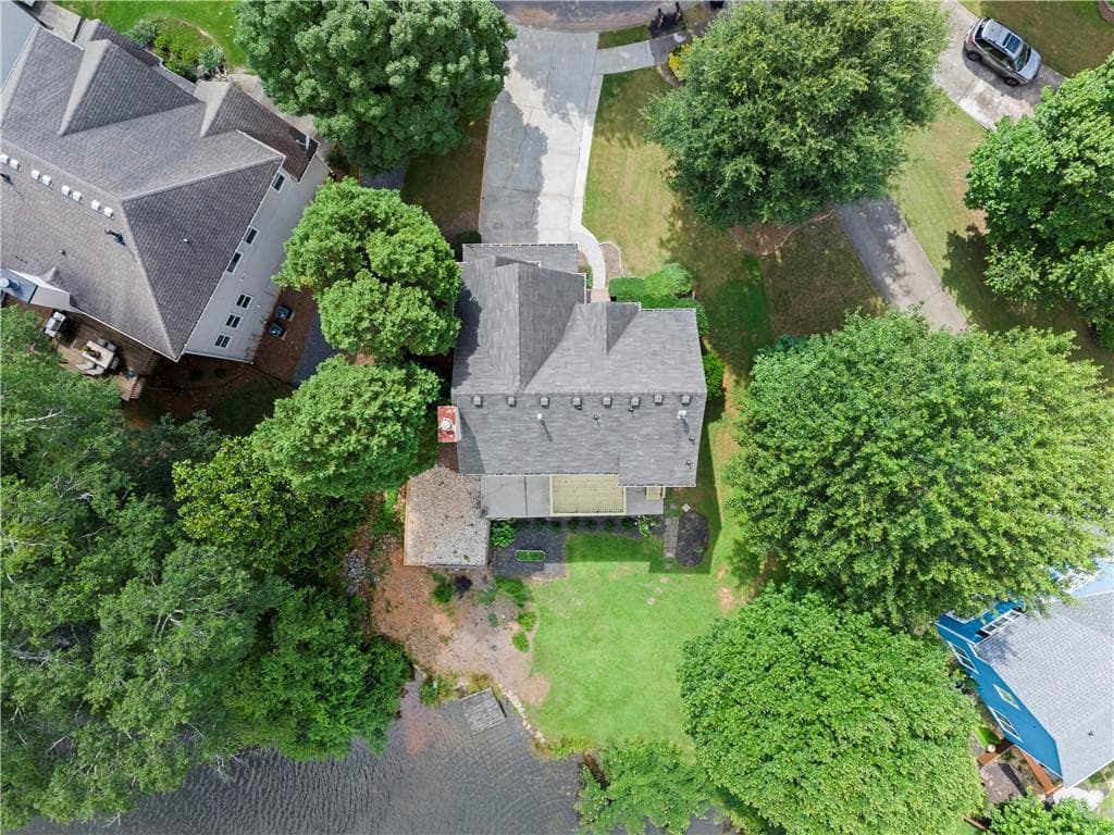 4 bedroom, 4 bathroom, 2,395 sq ft single family residence for sale at 4256 Glenlake Parkway, Kennesaw, GA 30144