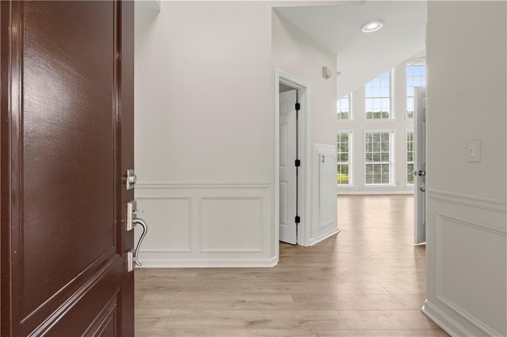 4 bedroom, 4 bathroom, 2,395 sq ft single family residence for sale at 4256 Glenlake Parkway, Kennesaw, GA 30144