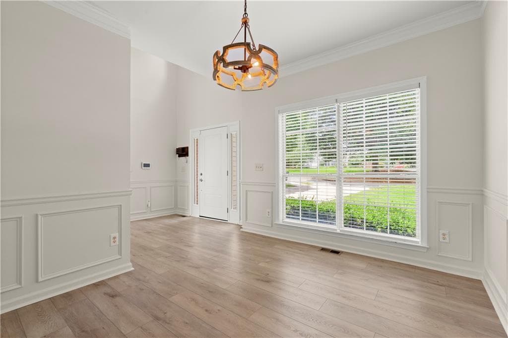4 bedroom, 4 bathroom, 2,395 sq ft single family residence for sale at 4256 Glenlake Parkway, Kennesaw, GA 30144 — photo 8