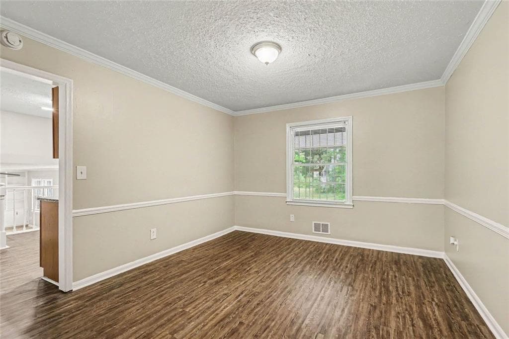 5 bedroom, 3 bathroom, 2,393 sq ft single family residence for sale at 3348 Goldenchain Drive, Lithonia, GA 30038 — photo 8