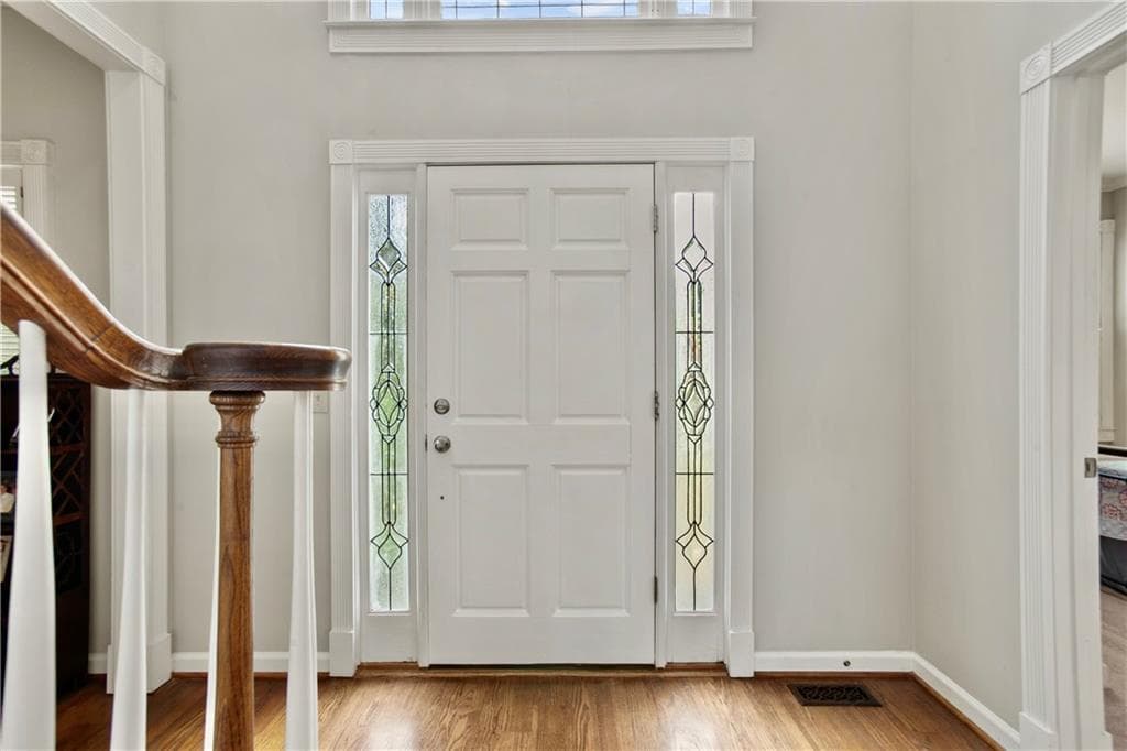 5 bedroom, 4 bathroom, 3,312 sq ft single family residence under contract at 977 Marbury Court, Marietta, GA 30064 — photo 3