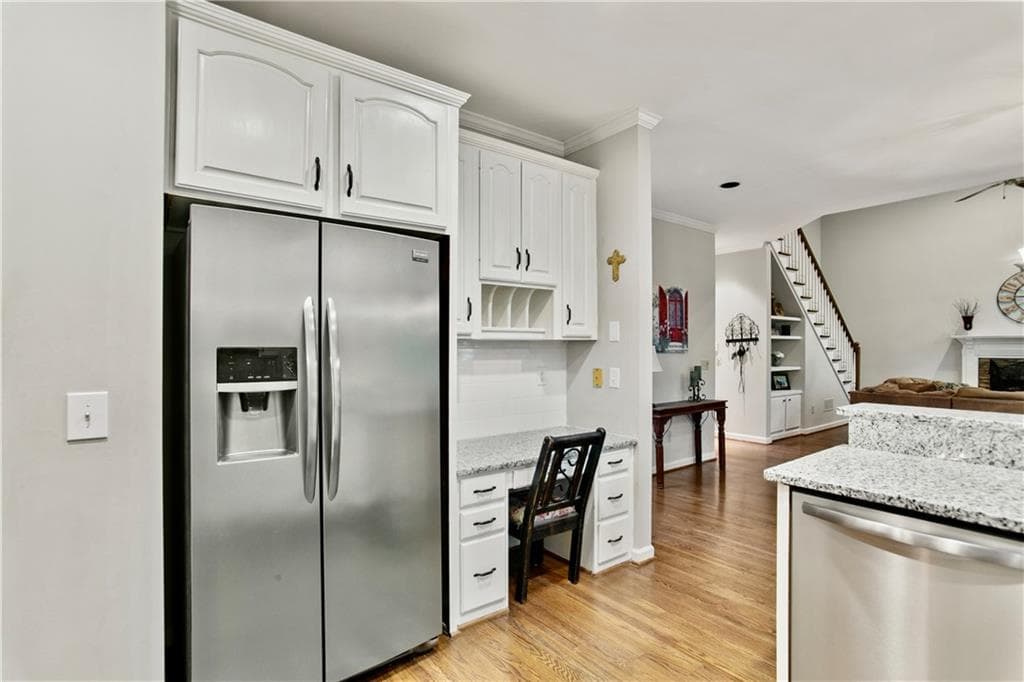5 bedroom, 4 bathroom, 3,312 sq ft single family residence under contract at 977 Marbury Court, Marietta, GA 30064 — photo 6