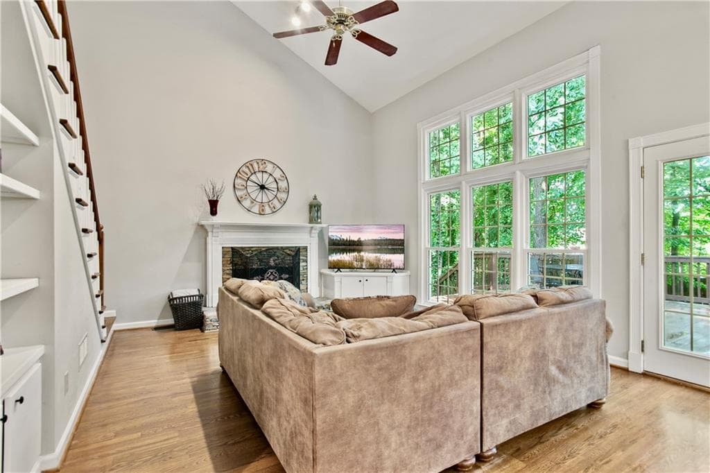 5 bedroom, 4 bathroom, 3,312 sq ft single family residence under contract at 977 Marbury Court, Marietta, GA 30064 — photo 10