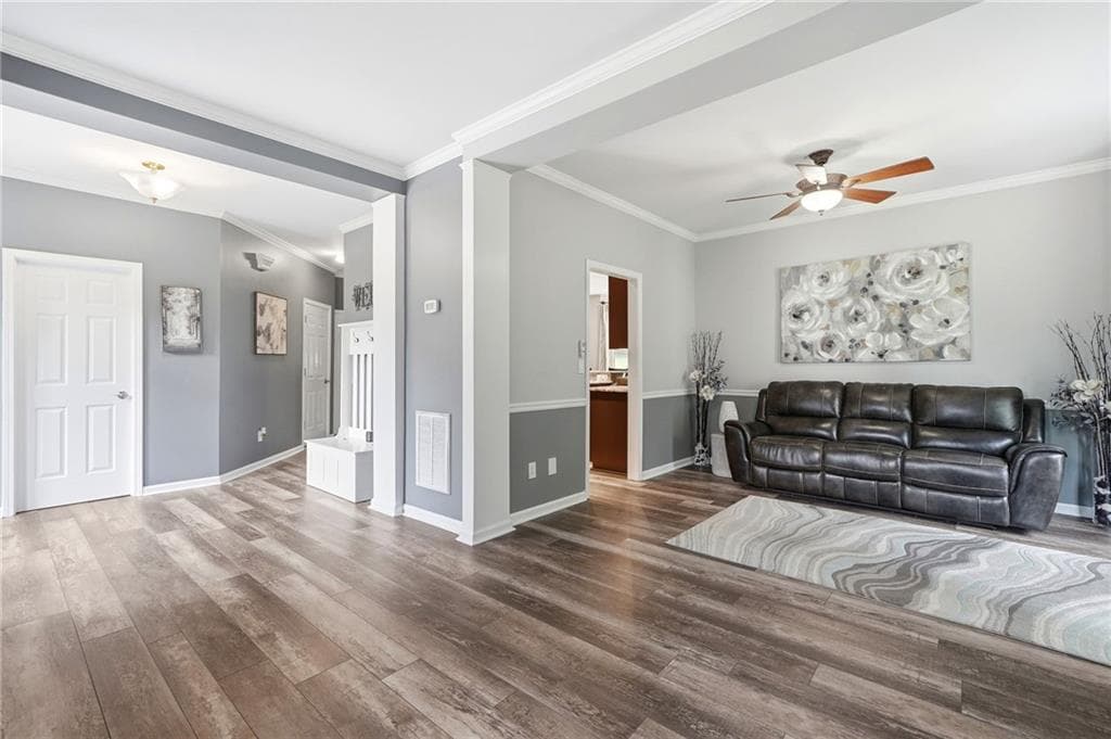 4 bedroom, 4 bathroom, 3,471 sq ft single family residence under contract at 6955 Black Fox Lane, Cumming, GA 30040 — photo 8