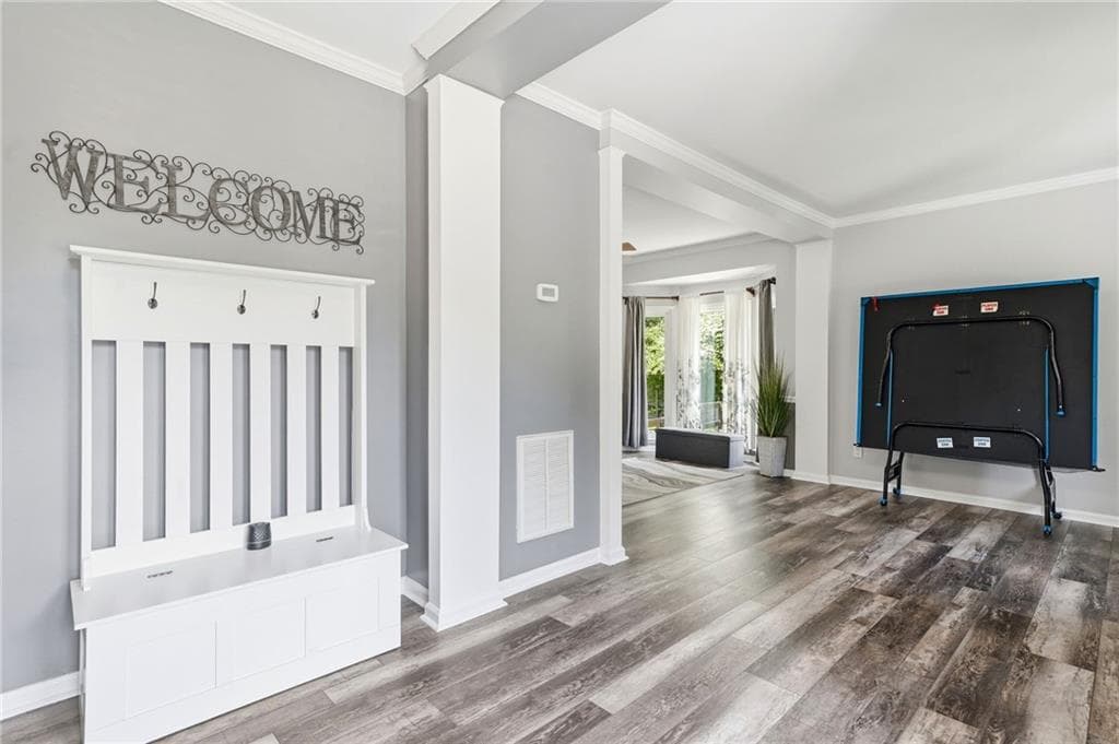 4 bedroom, 4 bathroom, 3,471 sq ft single family residence under contract at 6955 Black Fox Lane, Cumming, GA 30040 — photo 9