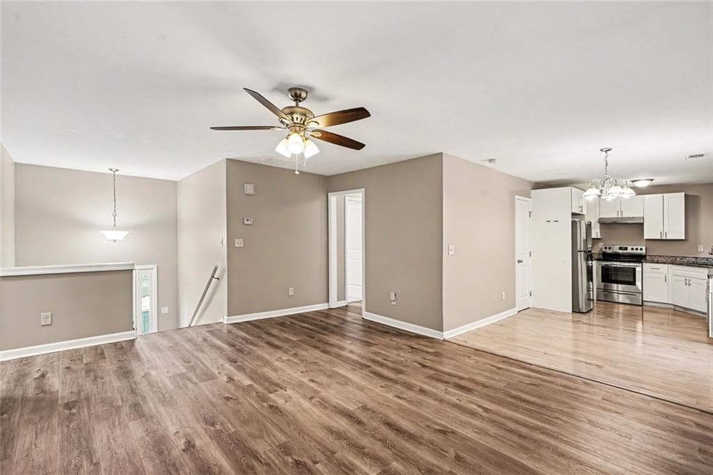 4 bedroom, 3 bathroom, 1,939 sq ft single family residence for sale at 6749 Silver Maple Drive, Rex, GA 30273 — photo 3