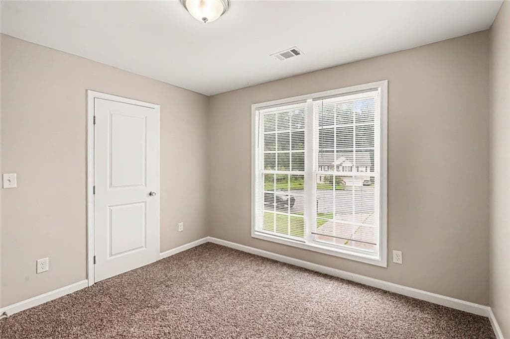 4 bedroom, 3 bathroom, 1,939 sq ft single family residence for sale at 6749 Silver Maple Drive, Rex, GA 30273 — photo 9