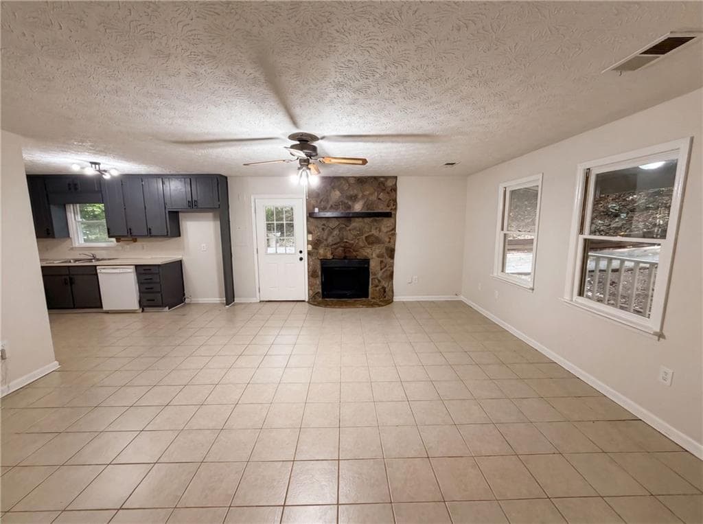 2 bedroom, 2 bathroom, 928 sq ft single family residence for sale at 9315 Dogwood Place, Gainesville, GA 30506 — photo 6