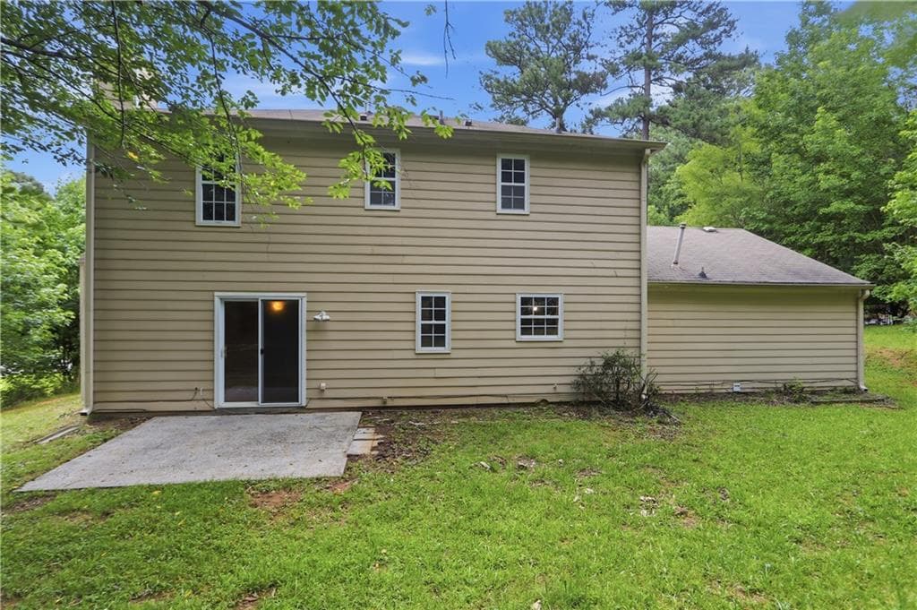 4 bedroom, 3 bathroom, 1,632 sq ft single family residence under contract at 750 Cranberry Trail, Roswell, GA 30076 — photo 5
