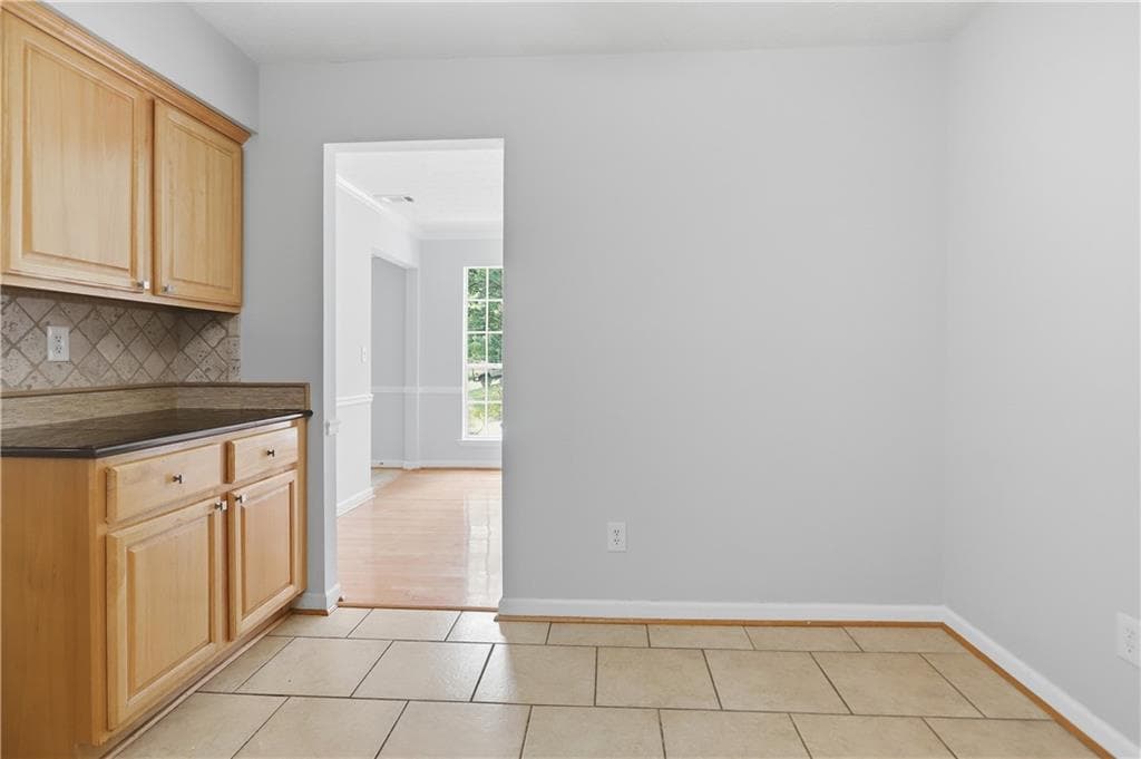 4 bedroom, 3 bathroom, 1,632 sq ft single family residence under contract at 750 Cranberry Trail, Roswell, GA 30076 — photo 10