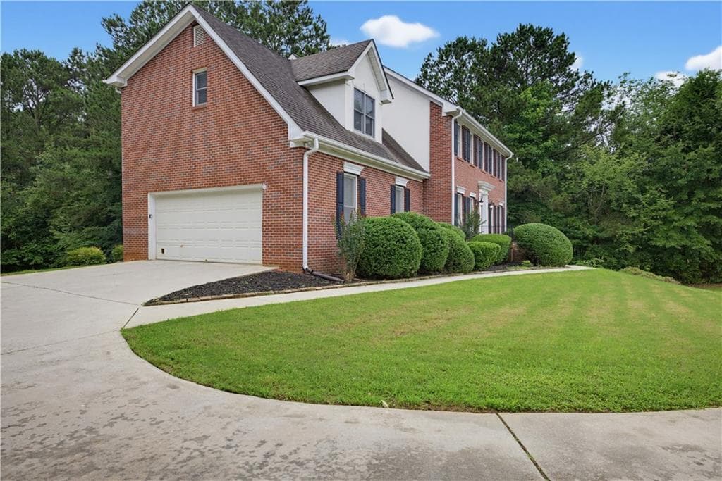 4 bedroom, 3 bathroom, 2,609 sq ft single family residence under contract at 1206 Dover Place, Conyers, GA 30013 — photo 4