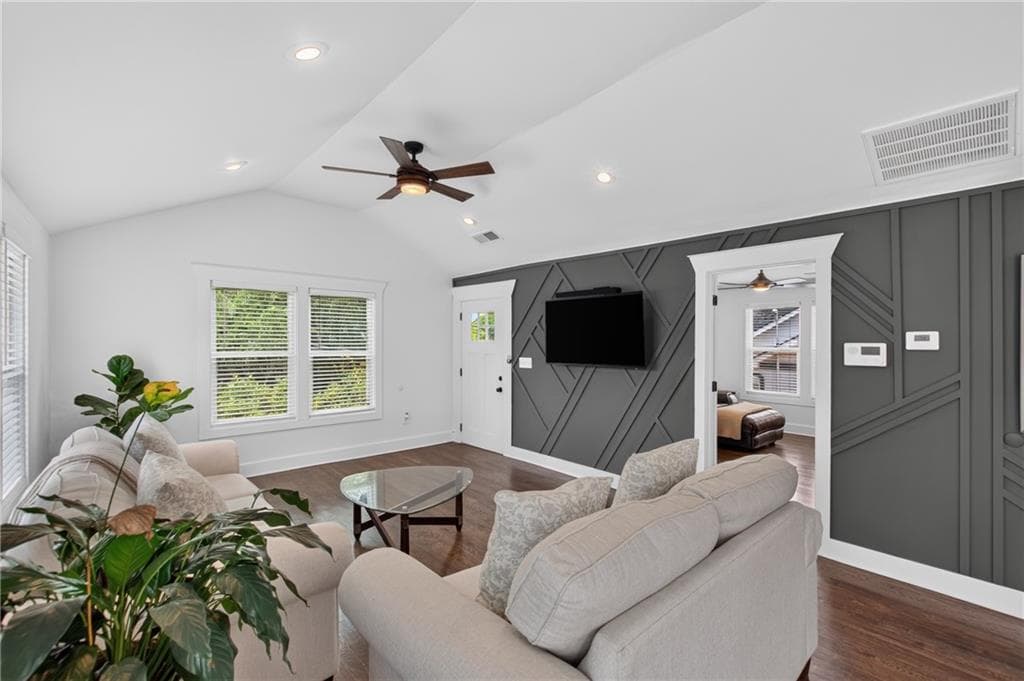 4 bedroom, 3 bathroom, 2,134 sq ft single family residence for sale at 8 S Eugenia Place, Atlanta, GA 30318 — photo 3
