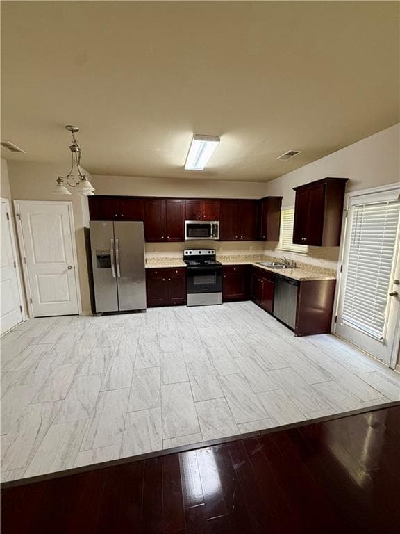 3 bedroom, 3 bathroom, 1,500 sq ft single family residence for sale at 373 Lobdale Falls Drive, Lawrenceville, GA 30045 — photo 2