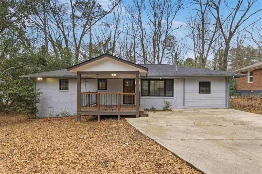4 bedroom, 2 bathroom, 1,604 sq ft single family residence for sale at 2953 MEADOWVIEW Drive, Atlanta, GA 30316 — photo 1 of 29