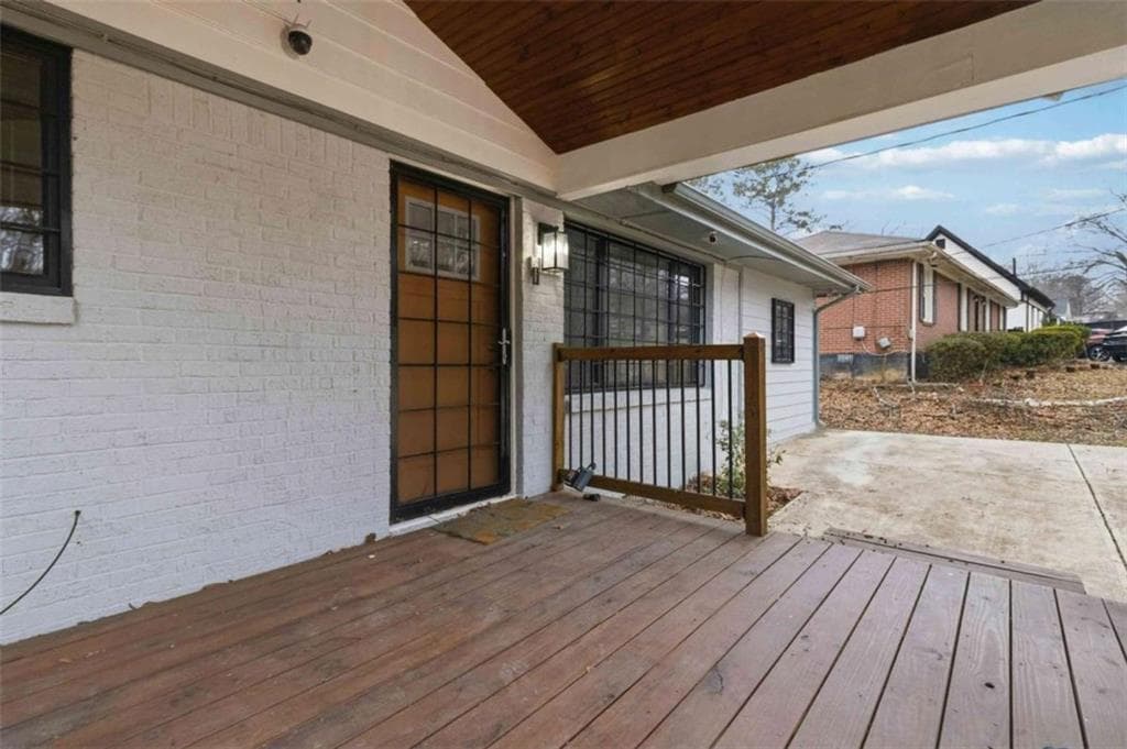 4 bedroom, 2 bathroom, 1,604 sq ft single family residence for sale at 2953 MEADOWVIEW Drive, Atlanta, GA 30316 — photo 4