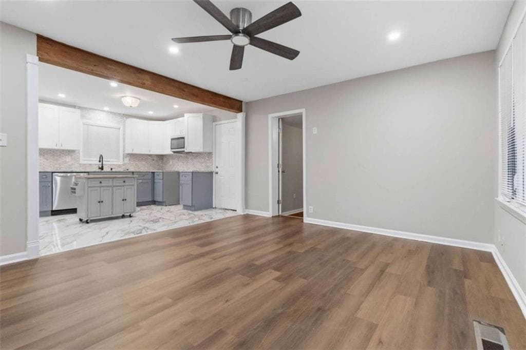 4 bedroom, 2 bathroom, 1,604 sq ft single family residence for sale at 2953 MEADOWVIEW Drive, Atlanta, GA 30316 — photo 7