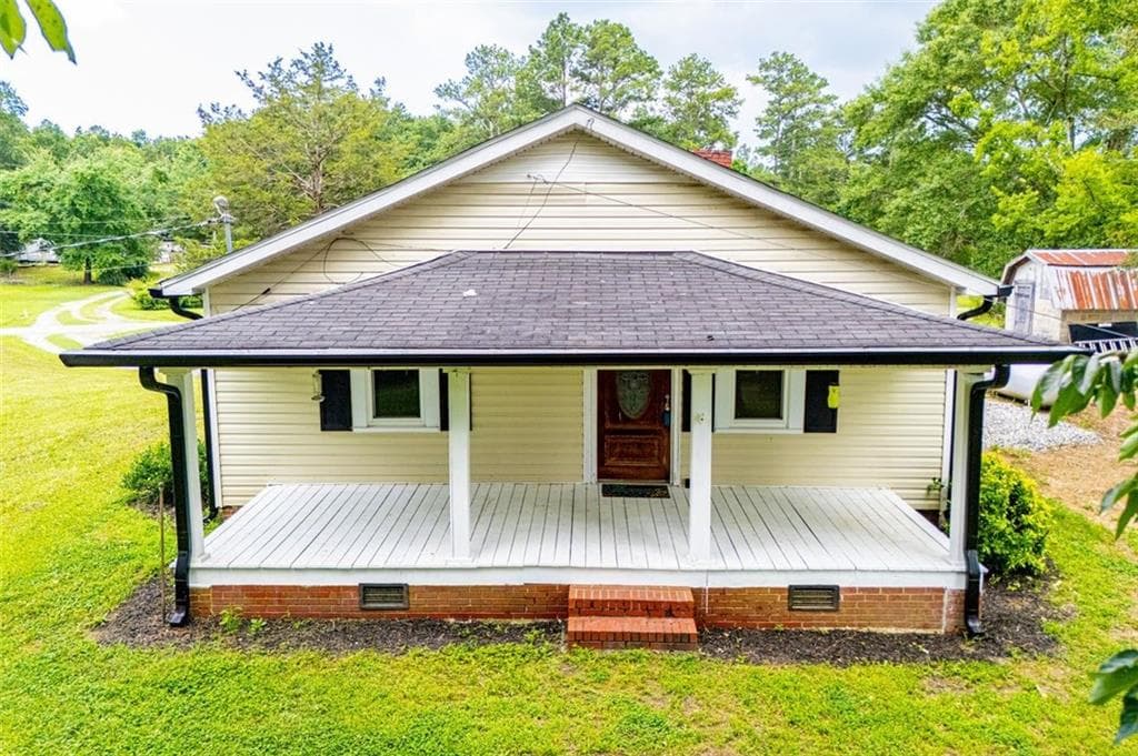 2 bedroom, 1 bathroom, 1,020 sq ft single family residence under contract at 255 Mildred Drive, Cedartown, GA 30125 — photo 2