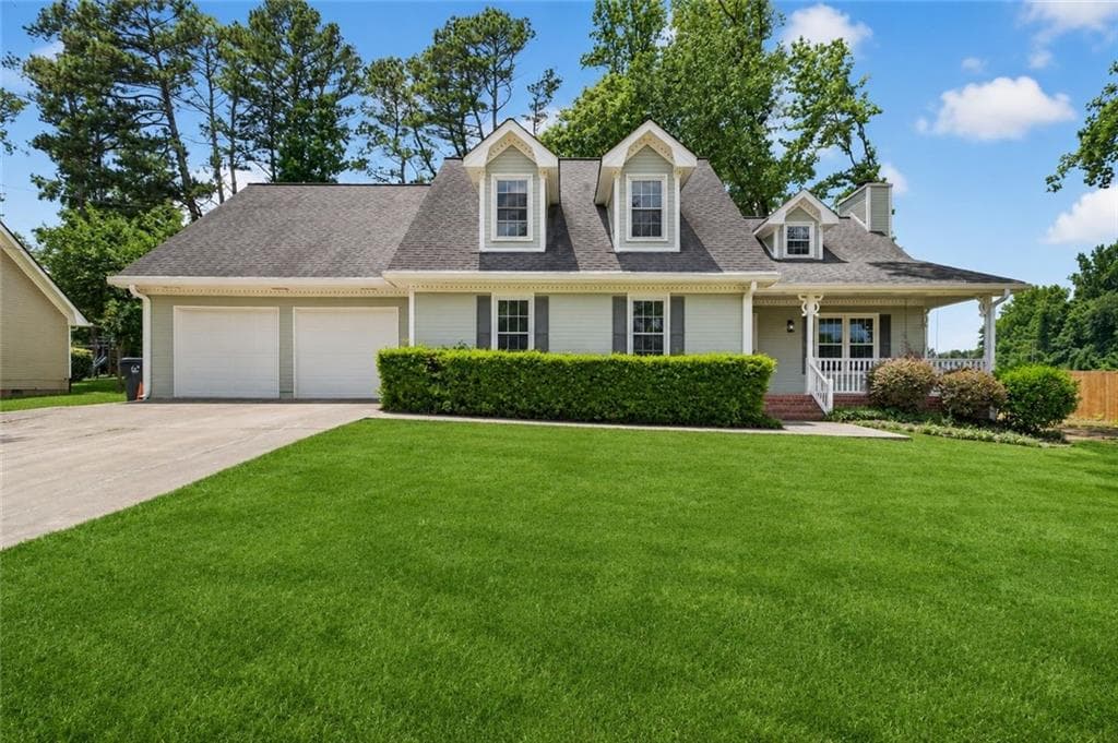 4 bedroom, 3 bathroom, 2,373 sq ft single family residence for sale at 598 Saddletop Lane, Lawrenceville, GA 30044