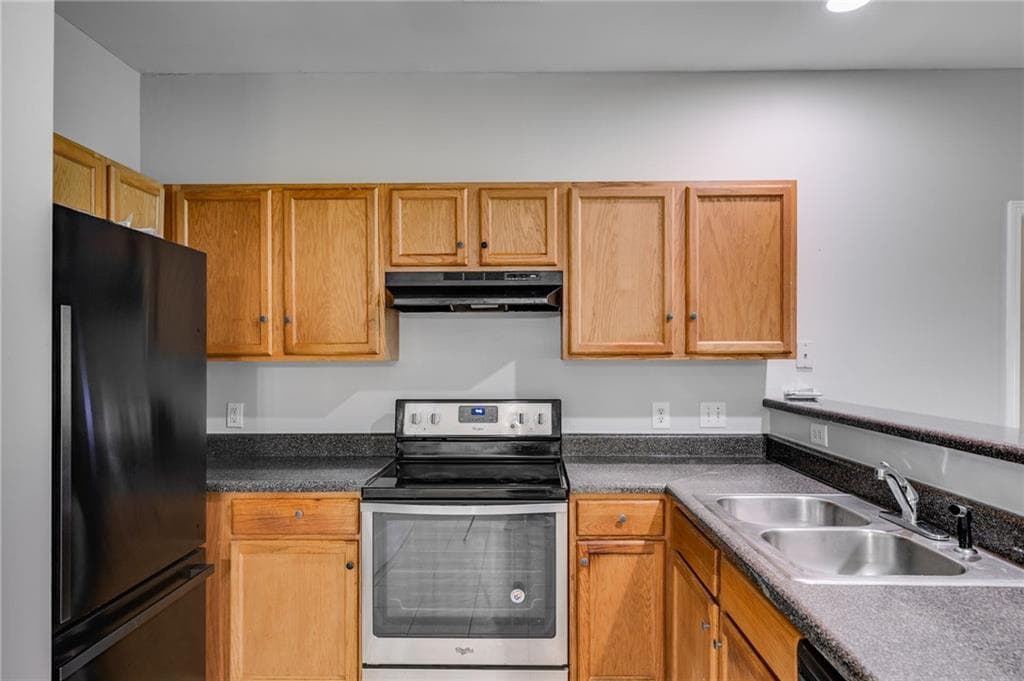 3 bedroom, 2 bathroom, 1,140 sq ft condominium for sale at 7712 Autry Circle 701, Douglasville, GA 30134 — photo 6