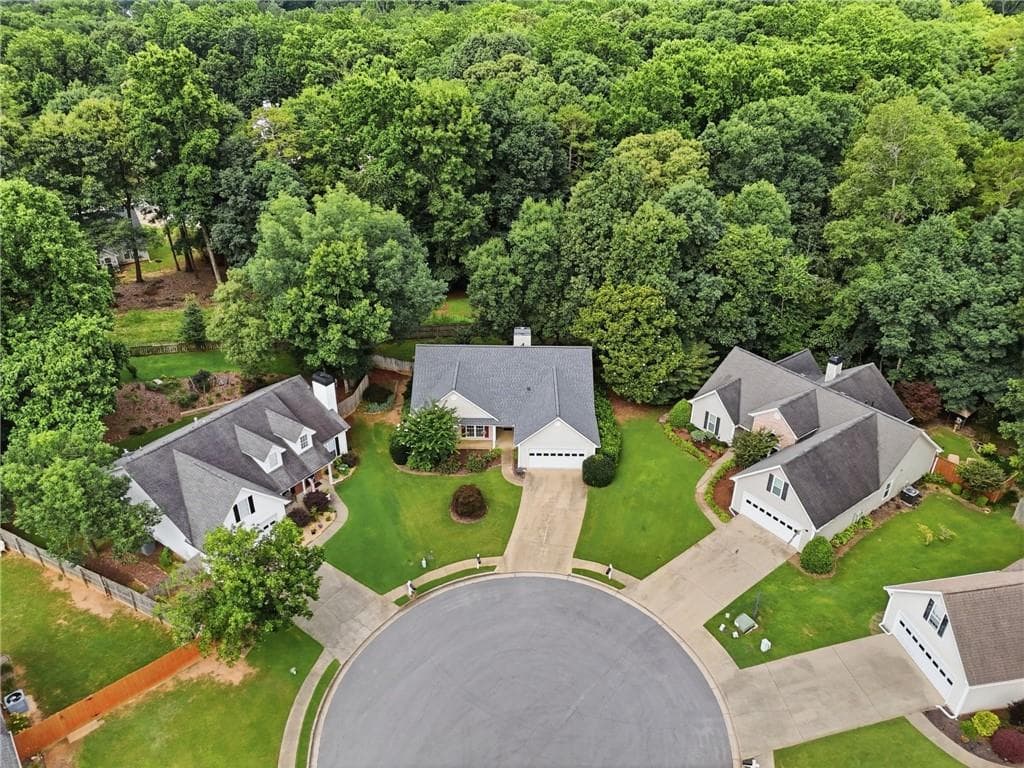 3 bedroom, 2 bathroom, 1,824 sq ft single family residence for sale at 5734 Harthorn Park Place, Buford, GA 30518 — photo 4