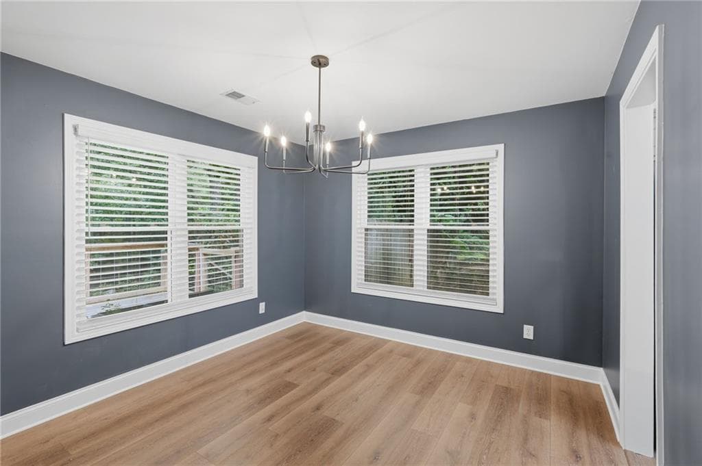 3 bedroom, 2 bathroom, 1,824 sq ft single family residence for sale at 5734 Harthorn Park Place, Buford, GA 30518 — photo 8