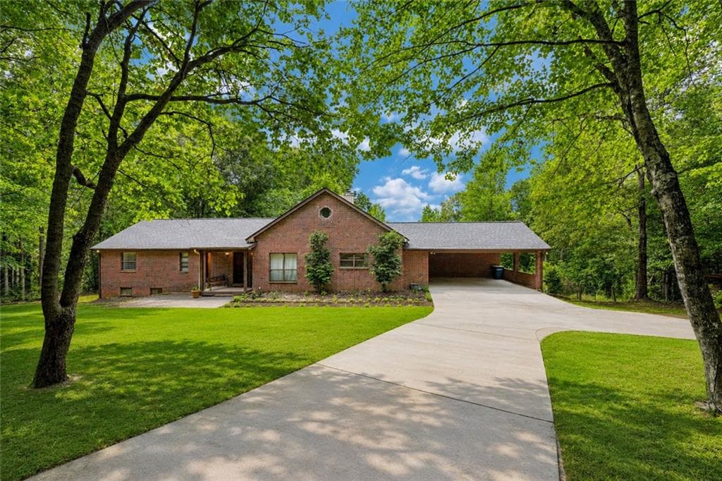 5 bedroom, 3 bathroom, 4,862 sq ft single family residence for sale at 8137 Jenkins Road, Winston, GA 30187