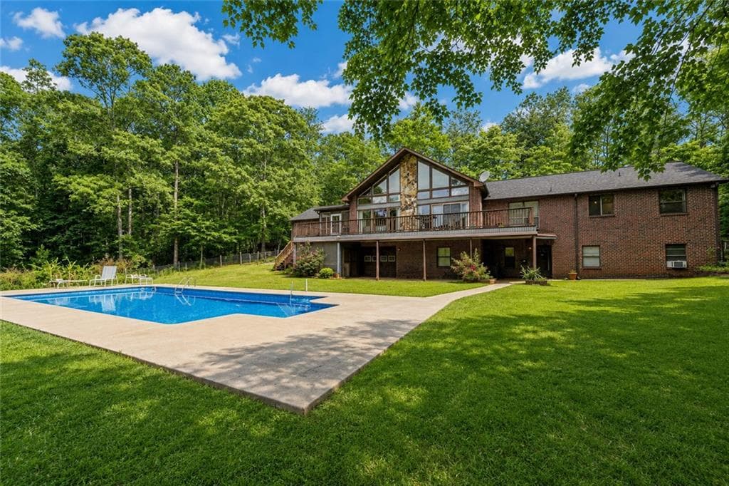 5 bedroom, 3 bathroom, 4,862 sq ft single family residence for sale at 8137 Jenkins Road, Winston, GA 30187 — photo 2